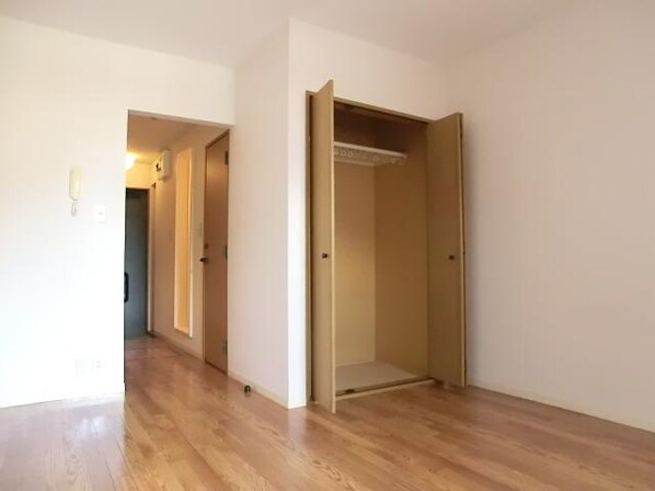 メゾンパティオB棟の物件内観写真